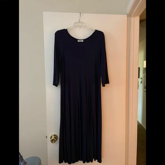 Cute flowing jersey dress